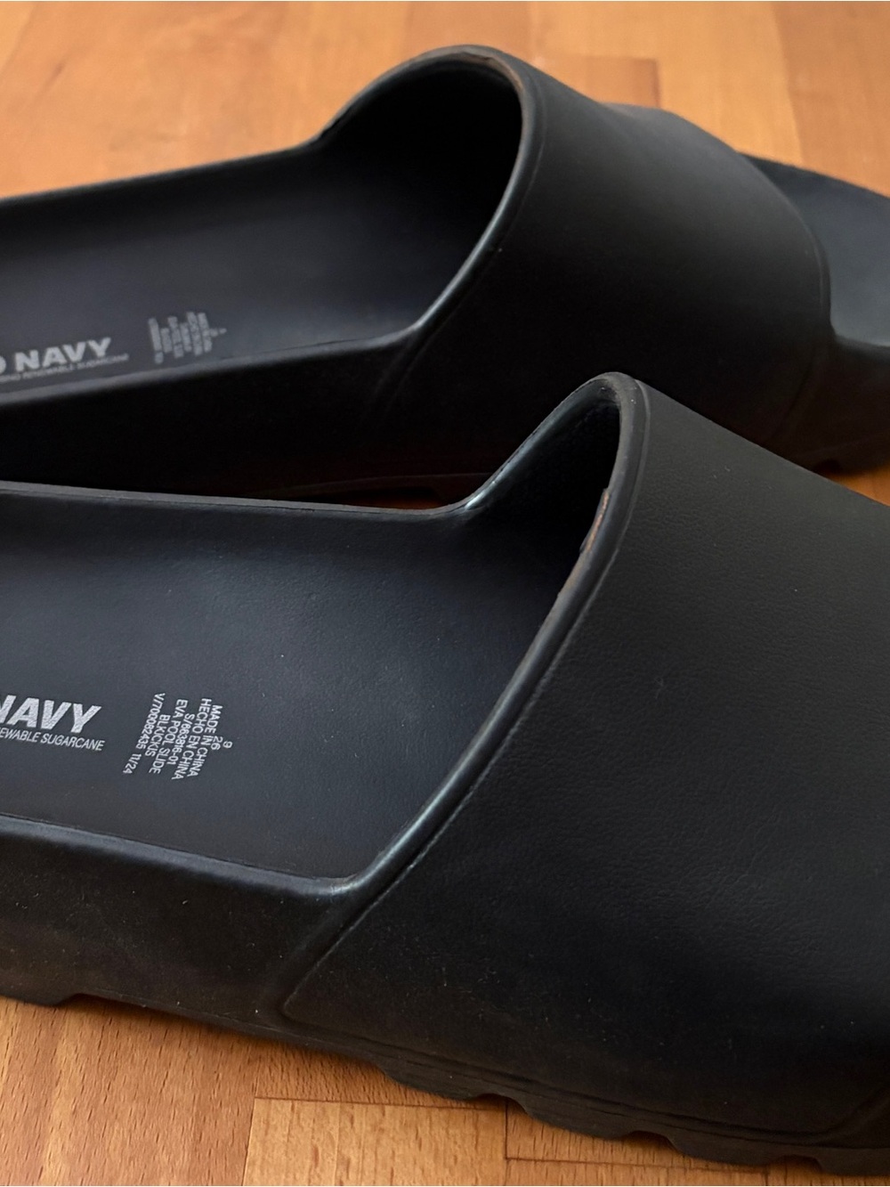 Old Navy Black Women Slide Sandals